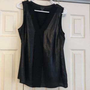Lady’s sleeveless blouse